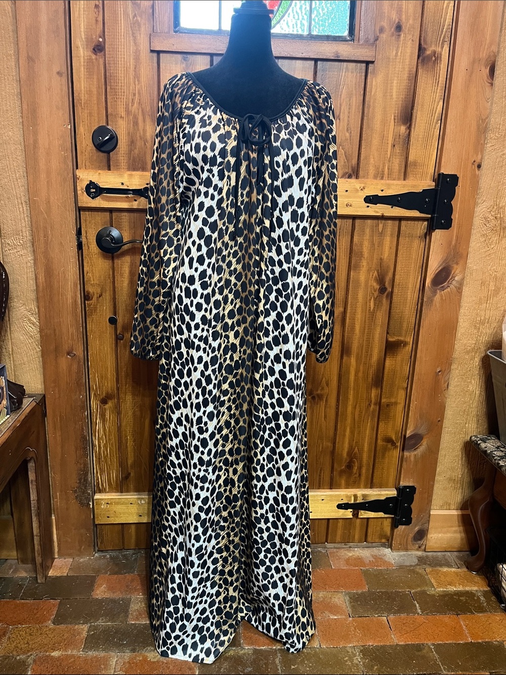 Wimen LARGE ROBE Vintage Animal print silky Maxi lounge robe 2033